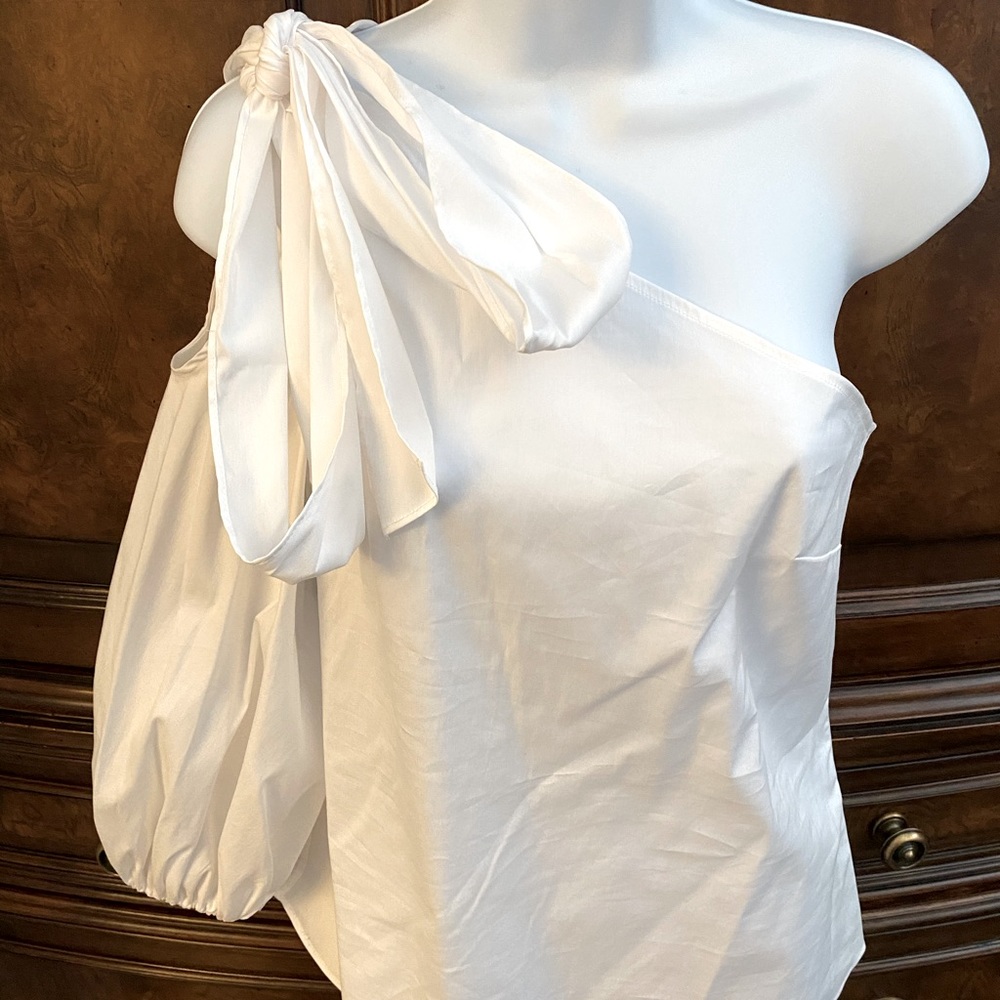 Woman blouse